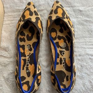 EUC Rothy’s Big Cats Points size 8